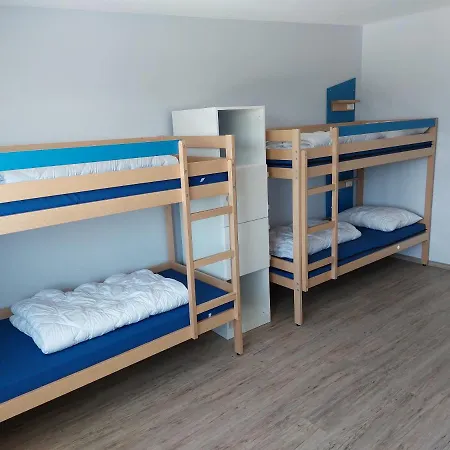 Cvjm Freizeithaus Ms Waterdelle * בורקום