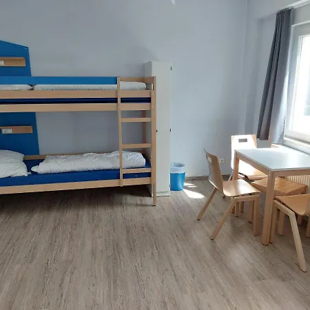 Cvjm Freizeithaus Ms Waterdelle בורקום